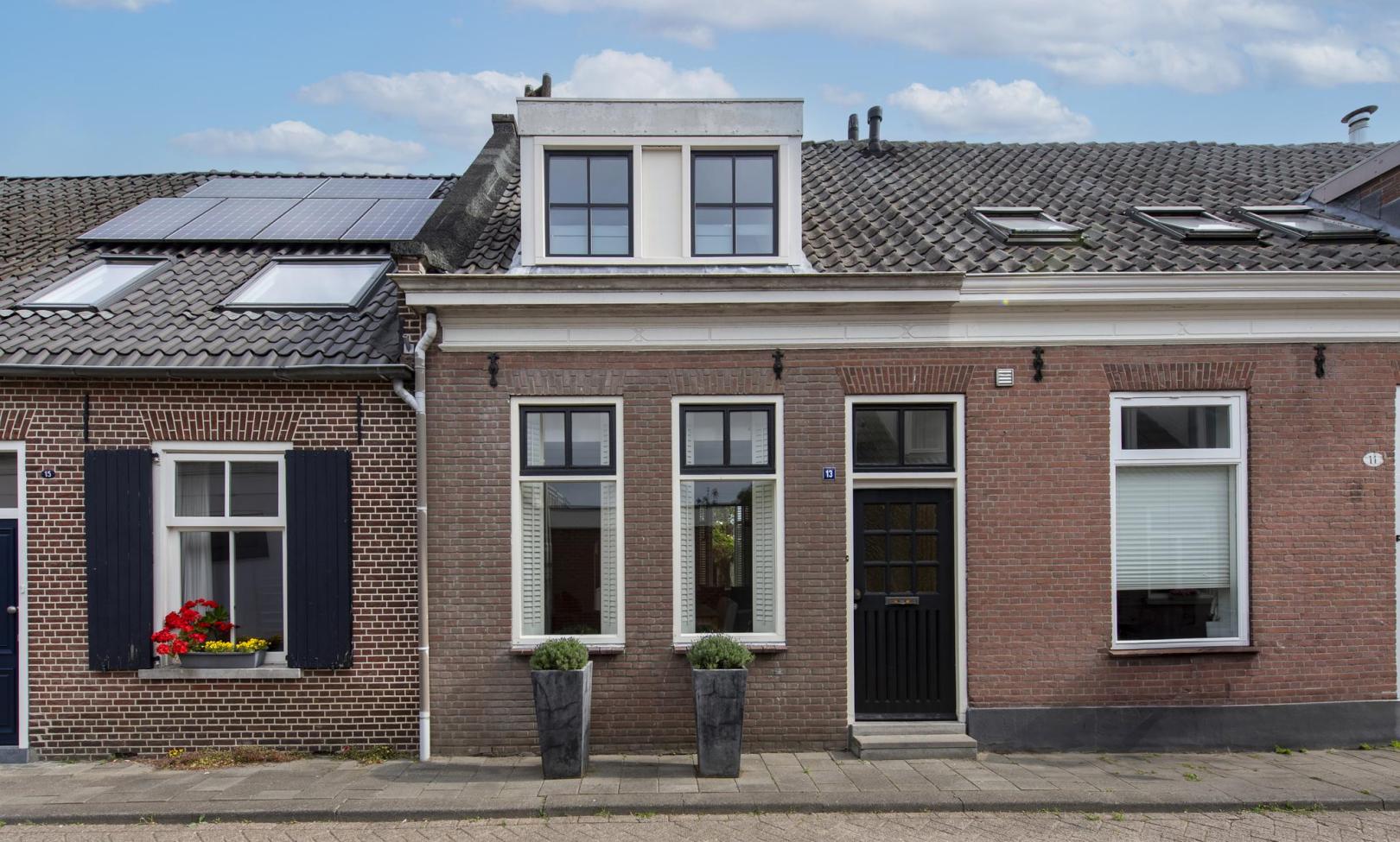 Tilburg, Van Bylandtstraat 13