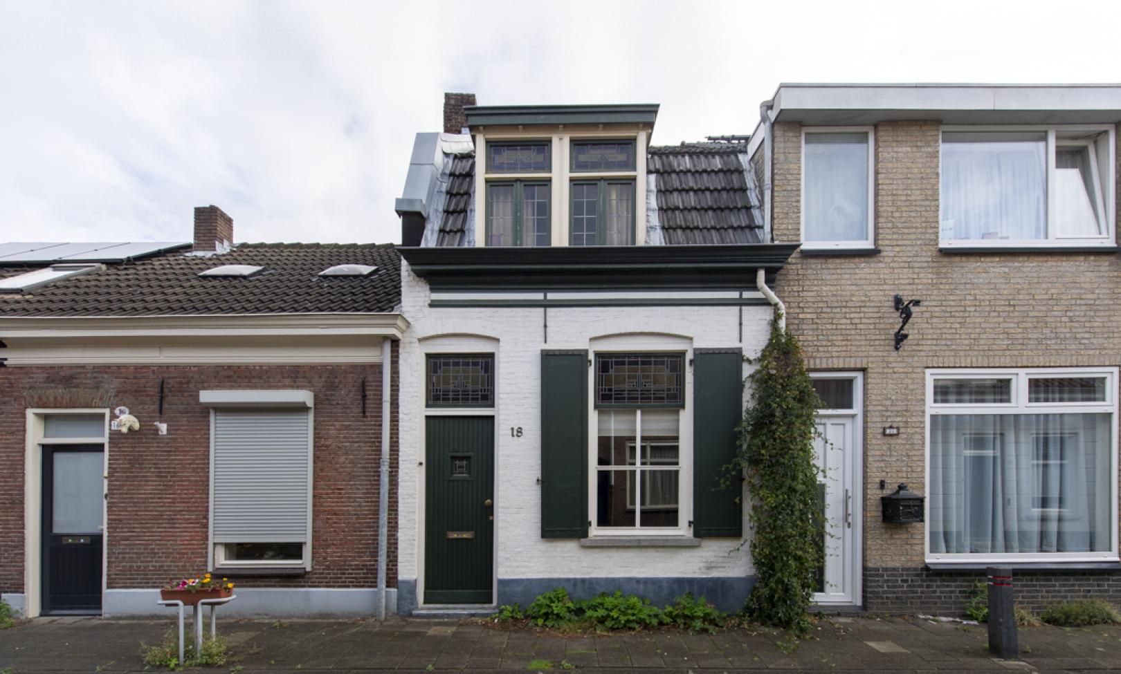 Tilburg, Van Sonstraat 18