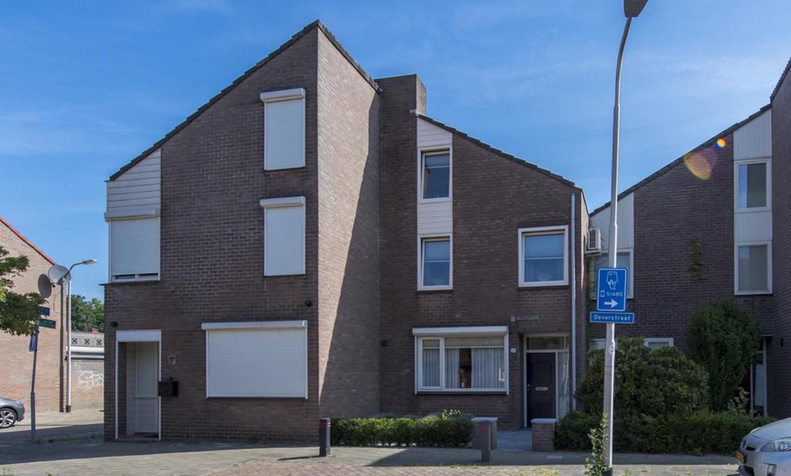 Tilburg, Oeverstraat 16