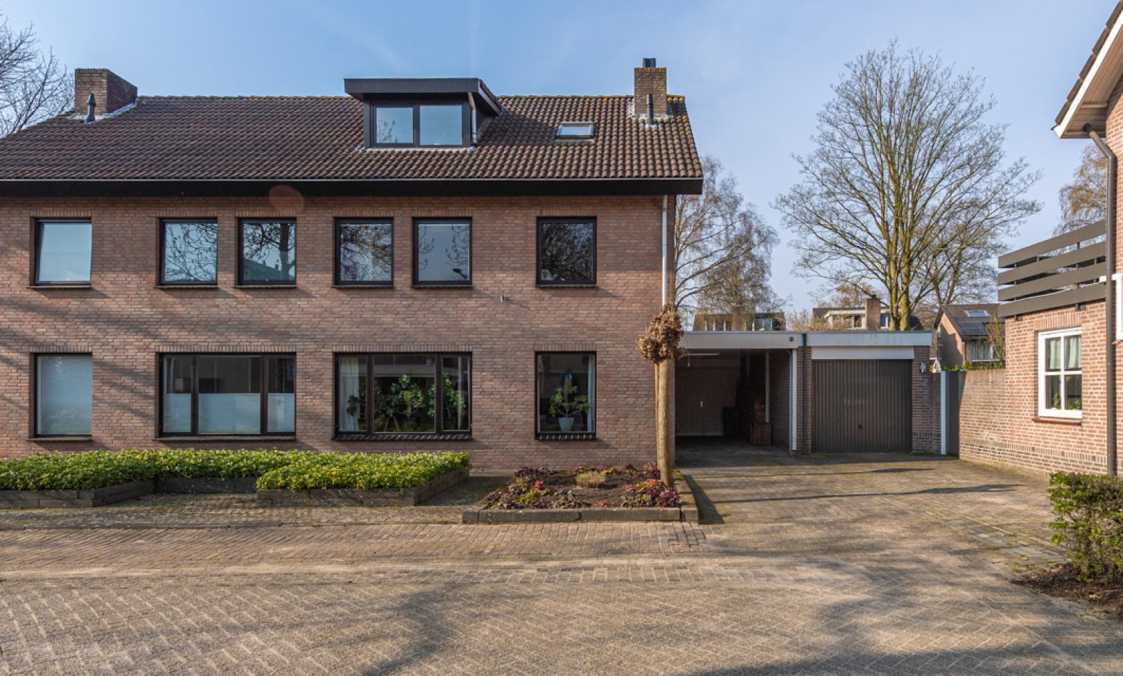 Dokter Tombrocklaan 17 