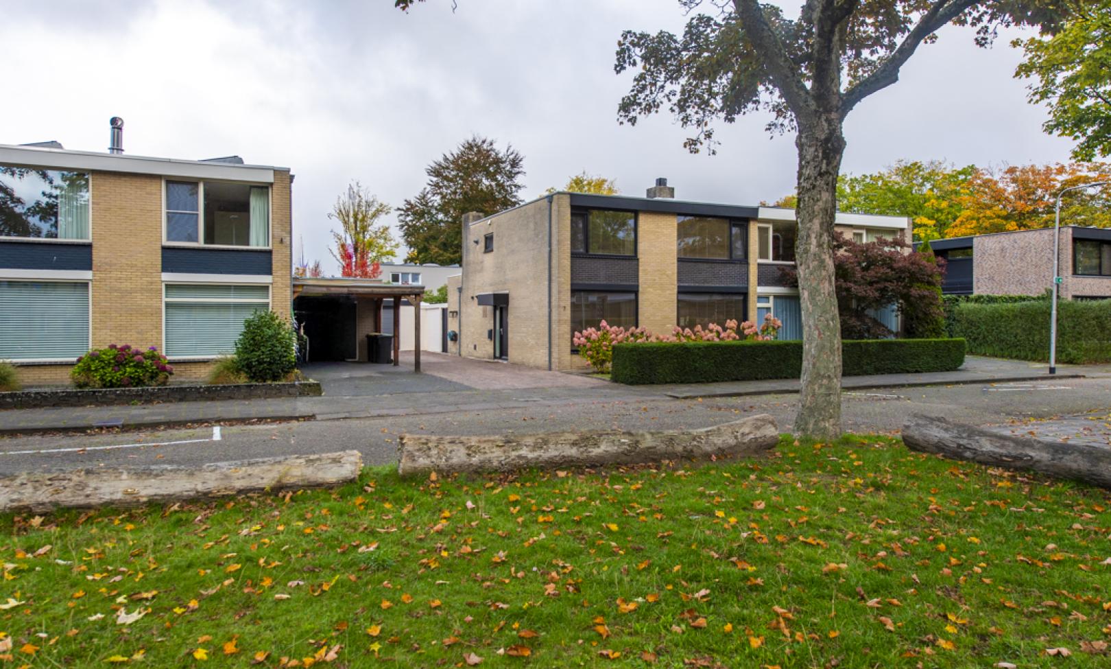 Schout Crillaertstraat 7 