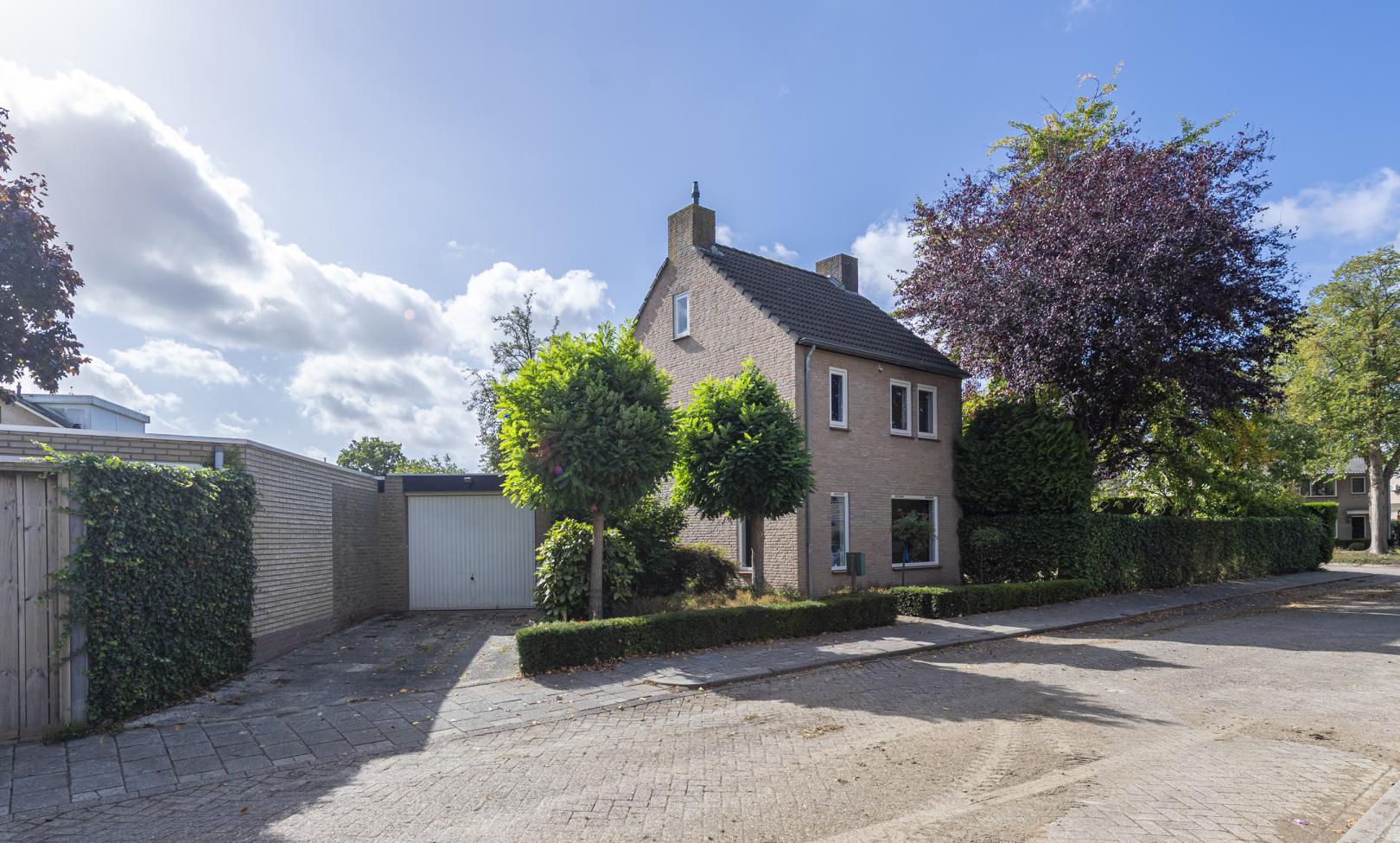 Berkel-Enschot, Monseigneur Mutsaertsstraat 10