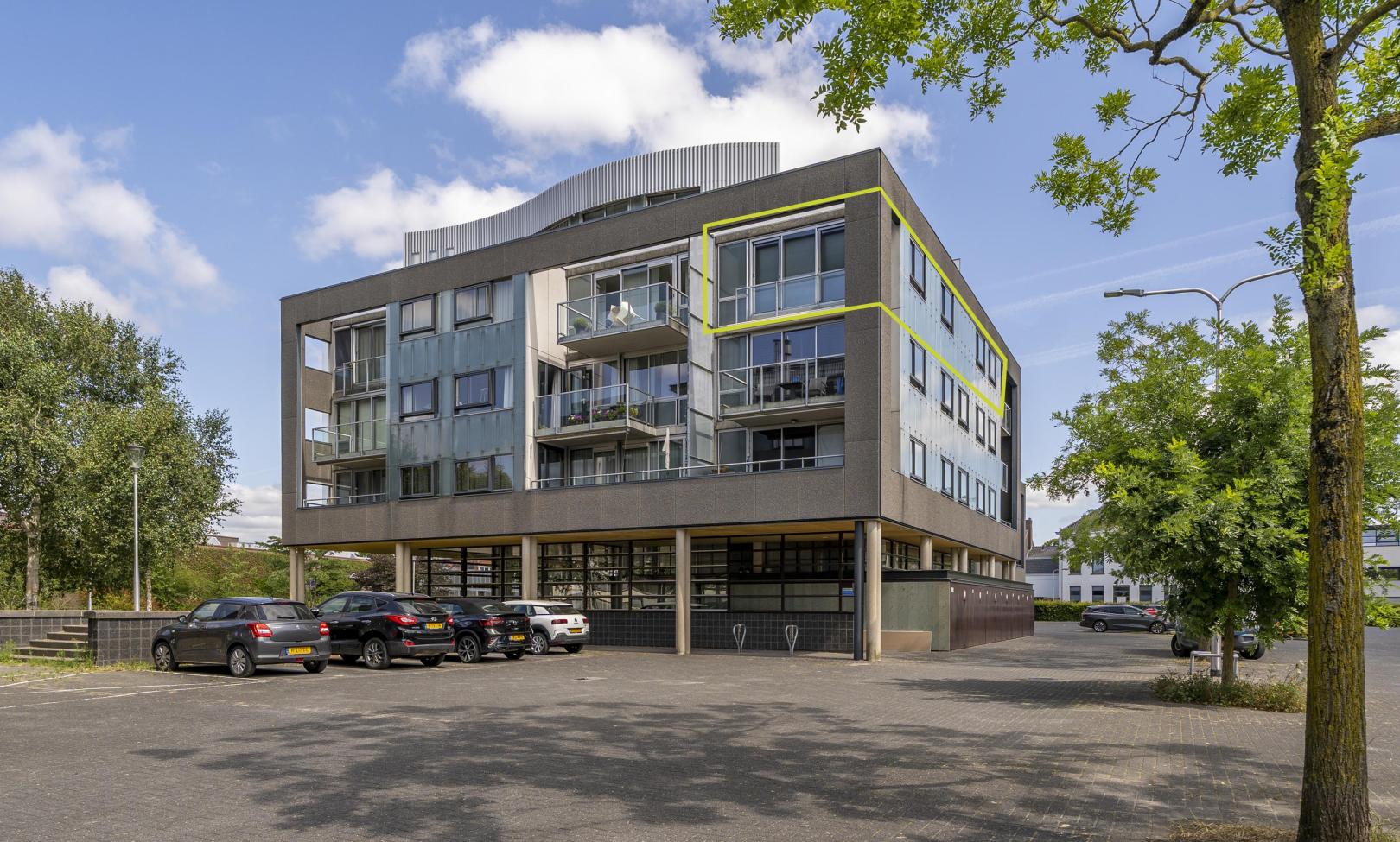 Mr. J.H. de Pontplein 69 