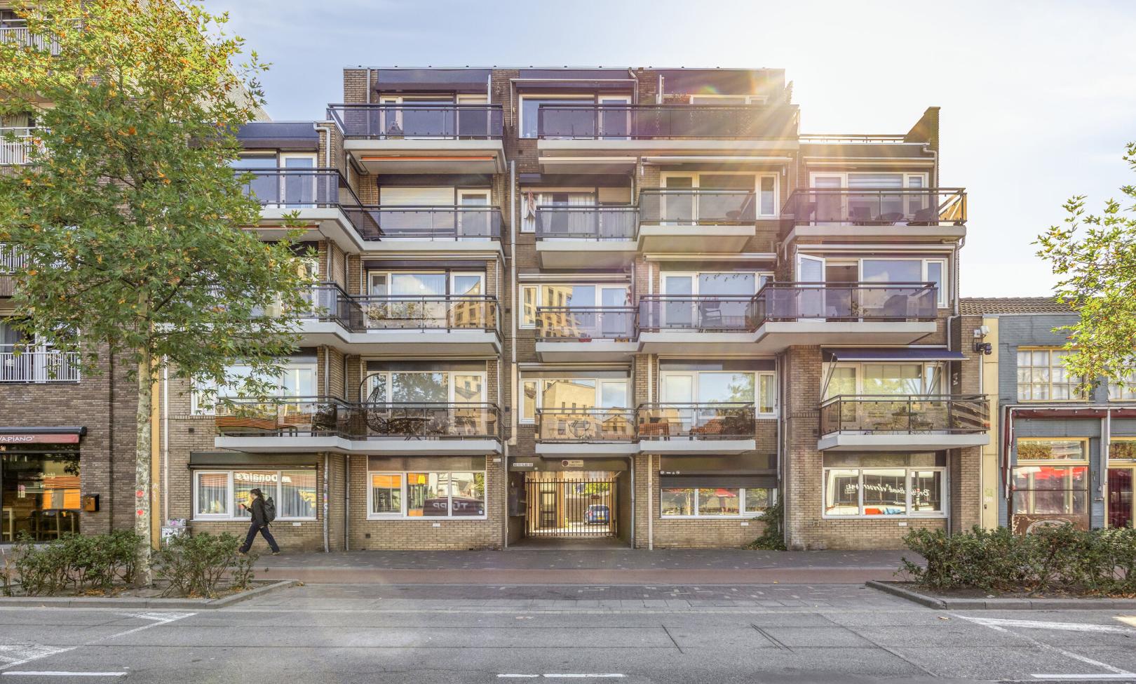 Tilburg, Piusplein 62 23
