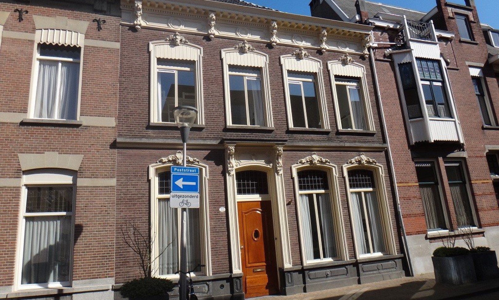 Tilburg, Poststraat 33